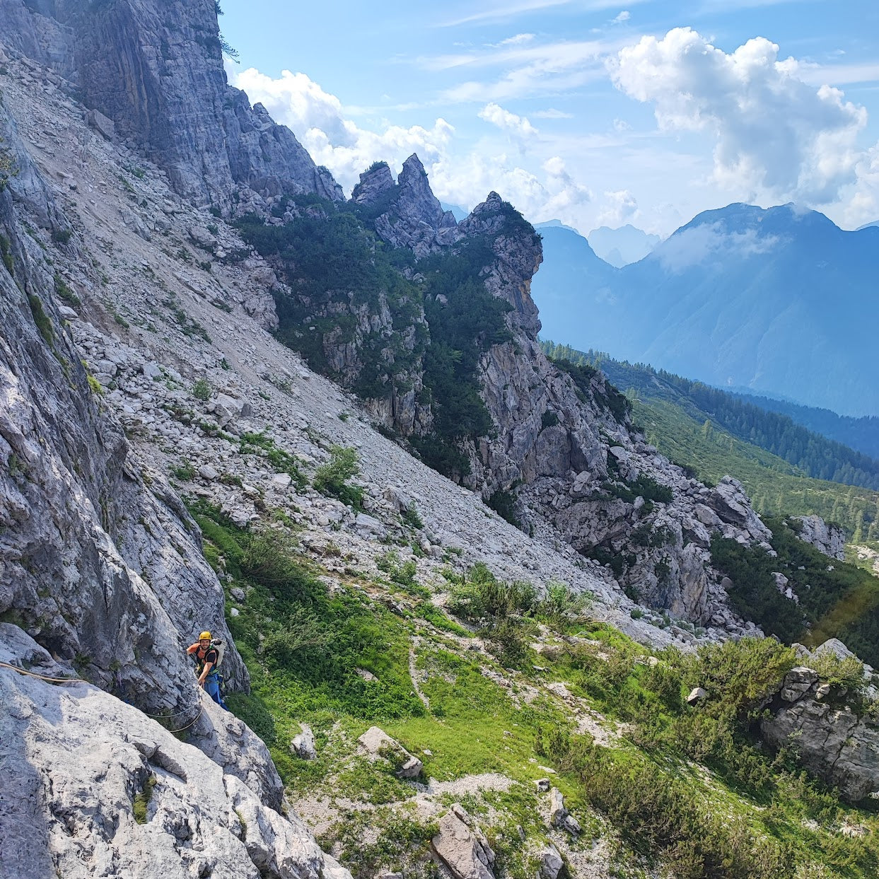Arrampicata - Moiazza via Decima - Cristiano Gregnanin Guida Alpina Certificata Dolomiti