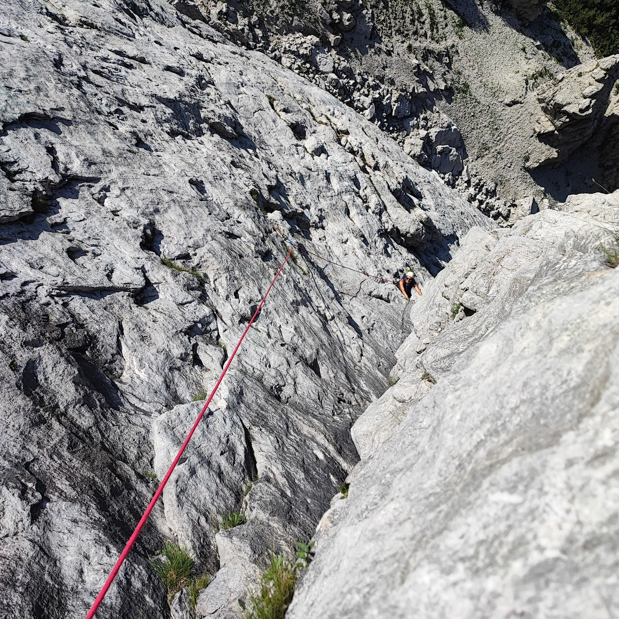 Arrampicata - Moiazza via Decima - Cristiano Gregnanin Guida Alpina Certificata Dolomiti