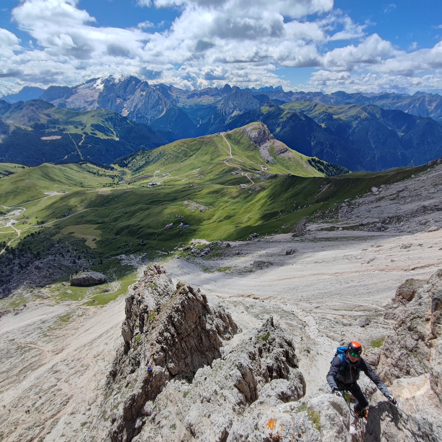 Ferrata alla forcella del Sasso Lungo - Furcela de Saslonch - Cristiano Gregnanin Guida Alpina Certificata Dolomiti