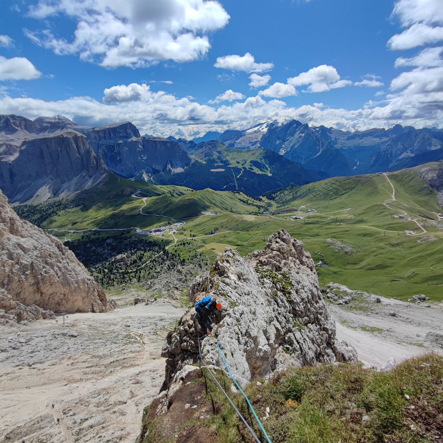 Ferrata alla forcella del Sasso Lungo - Furcela de Saslonch - Cristiano Gregnanin Guida Alpina Certificata Dolomiti
