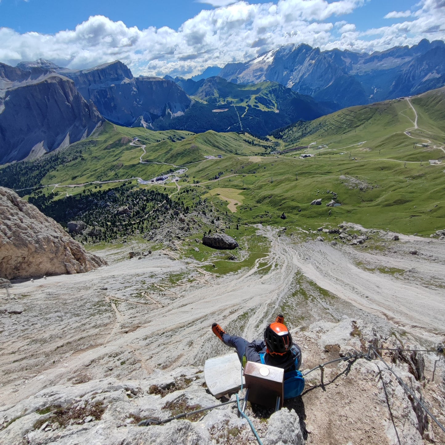 Ferrata alla forcella del Sasso Lungo - Furcela de Saslonch - Cristiano Gregnanin Guida Alpina Certificata Dolomiti