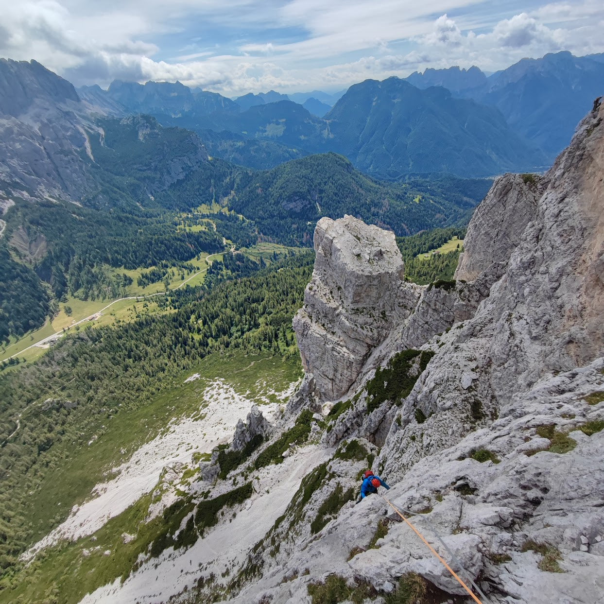 Multipitch in Dolomiti - livello medio - Cristiano Gregnanin Guida Alpina Certificata Dolomiti