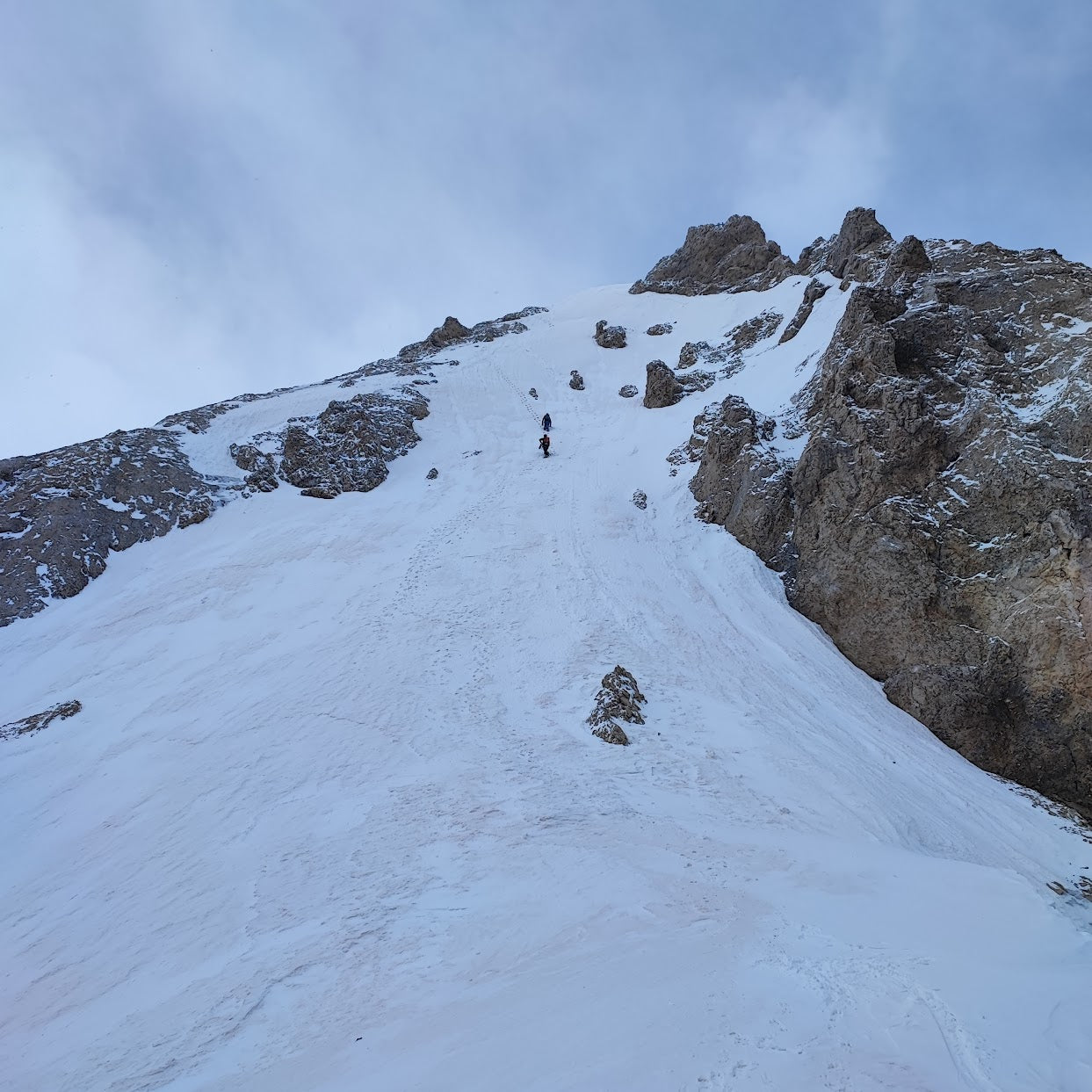 Scialpinismo a Cima Ombrettola - Cristiano Gregnanin Guida Alpina Certificata Dolomiti