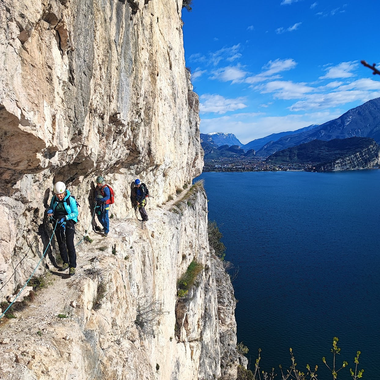 Sentiero dei Contrabbandieri - Cristiano Gregnanin Guida Alpina Certificata Dolomiti