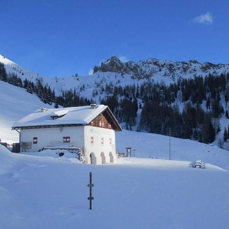 Ciaspolata al rifugio Citta di Fiume - Cristiano Gregnanin Guida Alpina Certificata Dolomiti
