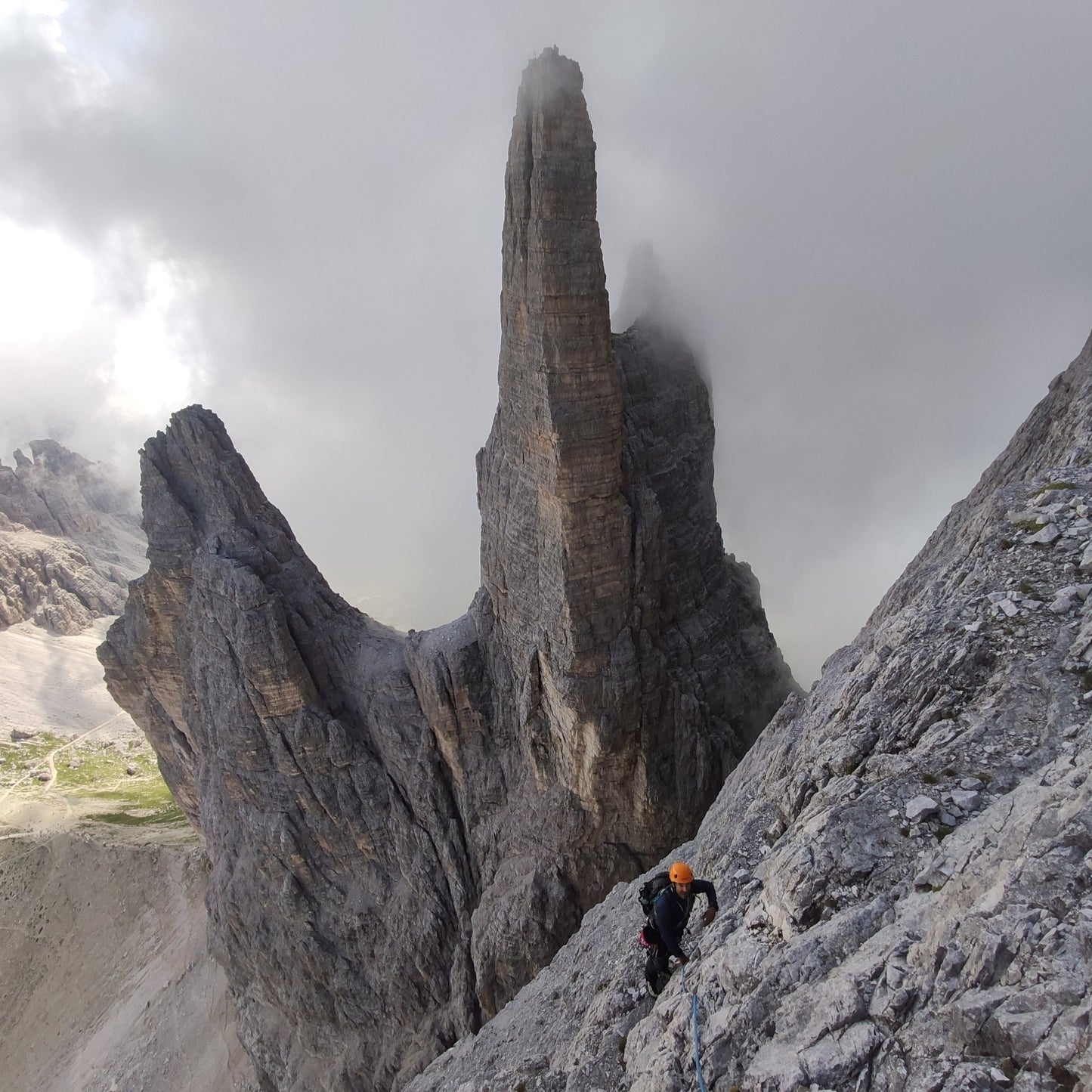 Cima Grande di Lavaredo - Via Dibona - Cristiano Gregnanin Guida Alpina Certificata Dolomiti