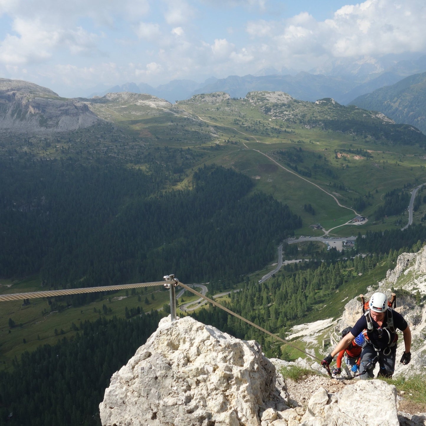 Ferrata Brigata Alpina al Col dei Bos - Cristiano Gregnanin Guida Alpina Certificata Dolomiti