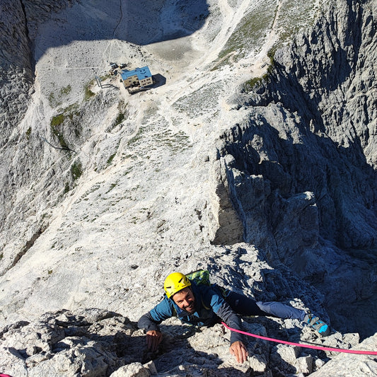 Arrampicata - Torri del Vajolet - Torre Delago - Cristiano Gregnanin Guida Alpina Certificata Dolomiti